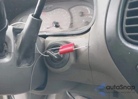 2003 Toyota Sequoia Sr5 V8 z USA, uszkodzony, nr VIN 5TDZT34A83S173642